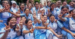 Girls lead in pass rate