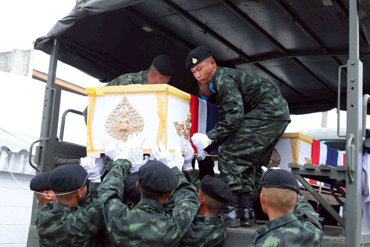 Thai, Cambodian forces continue armed clashes : death toll 35