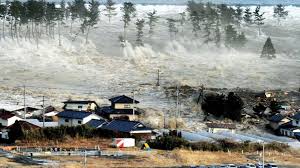 Tsunami hits Japan after powerful earthquake in Russia