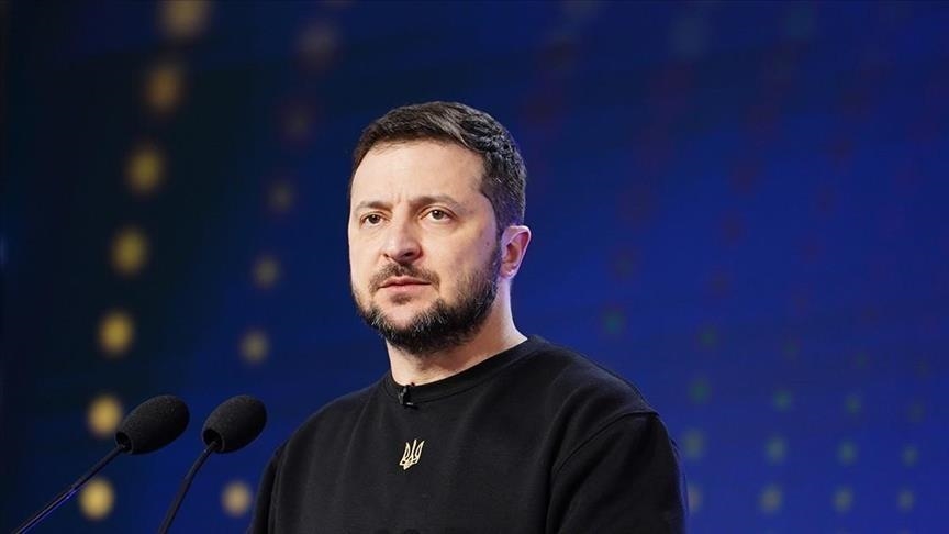 Zelenskyy says he’s open to bilateral talks with Putin before trilateral meeting