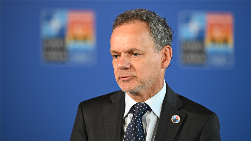 Dutch foreign minister resigns after measures against Israel blocked