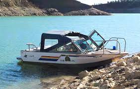 Search continues for two boaters missing after canoe capsized on Upper Kananaskis Lake