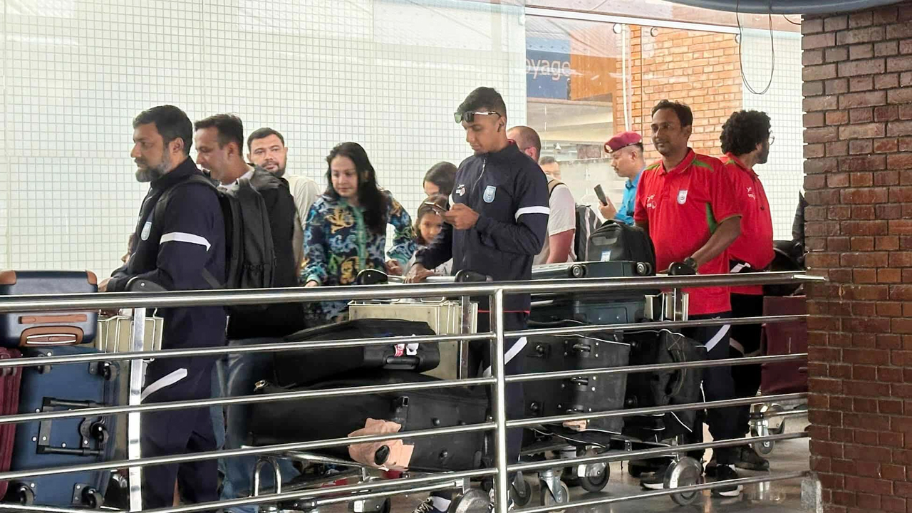 Finally, the Jamals are at the Nepal airport, returning home