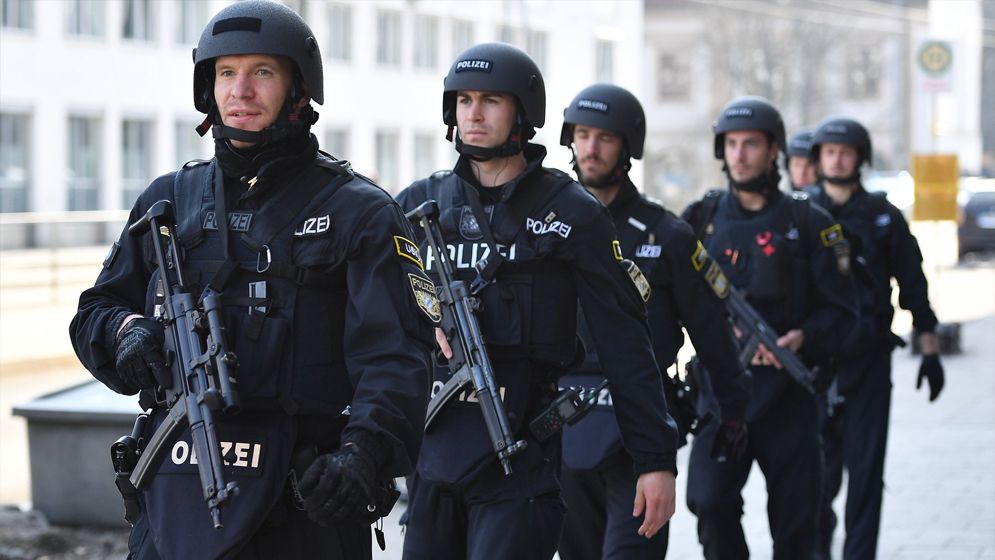 Germany deploys police to Palestinian territories