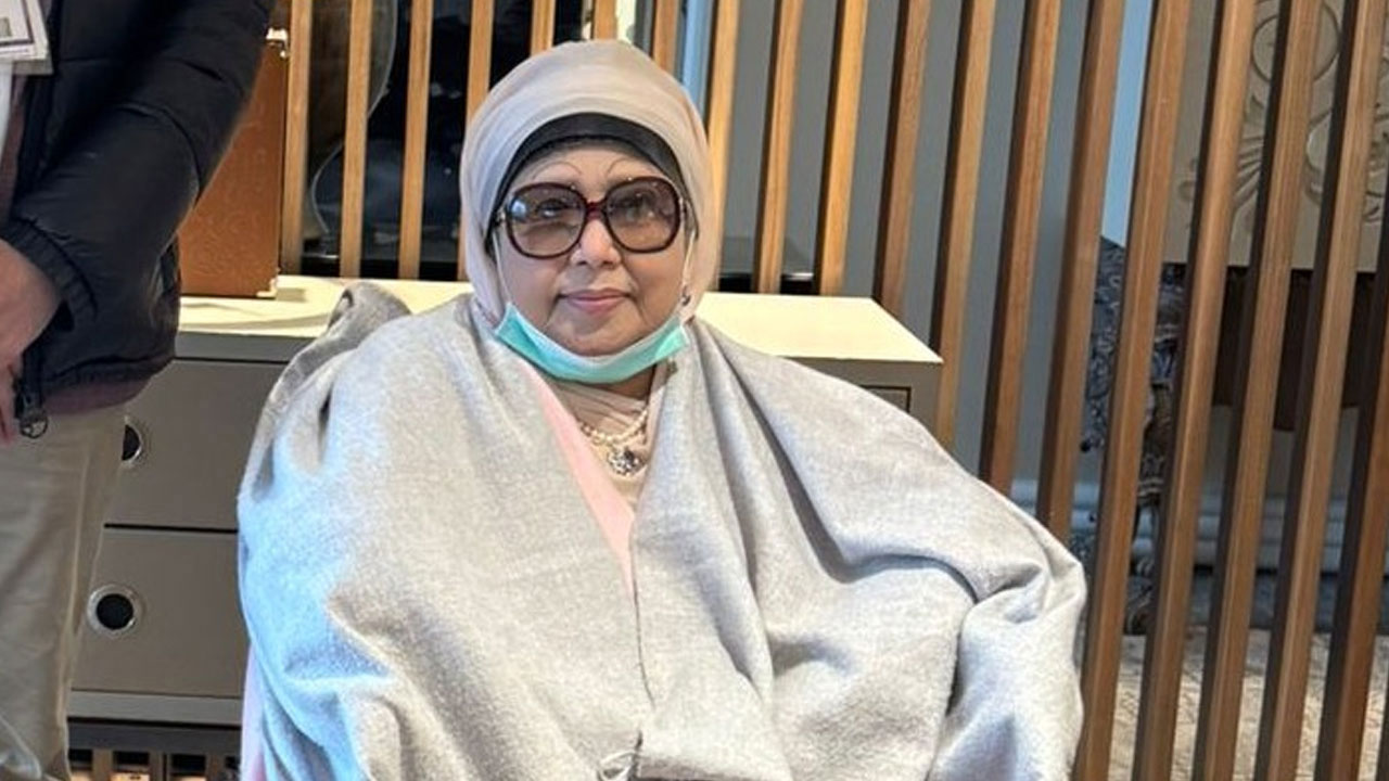 Khaleda Zia's physical condition unchanged